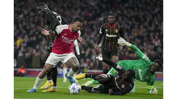 Arsenal hammer Lens 6-0 to win UEFA Champions League Group B - NBC Sports