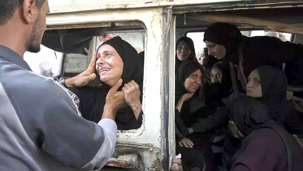 Israeli strikes kill at least 20in Gaza, health officials say