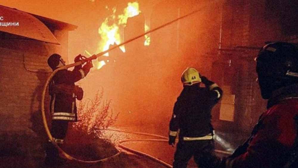 Russia hits Kyiv in largest missile, drone barrage