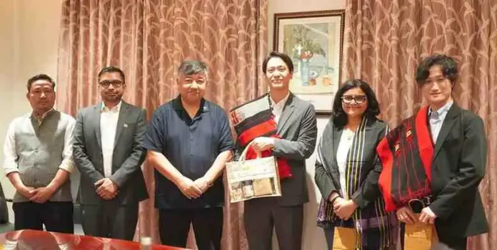 UNIQLOIndiaVisit