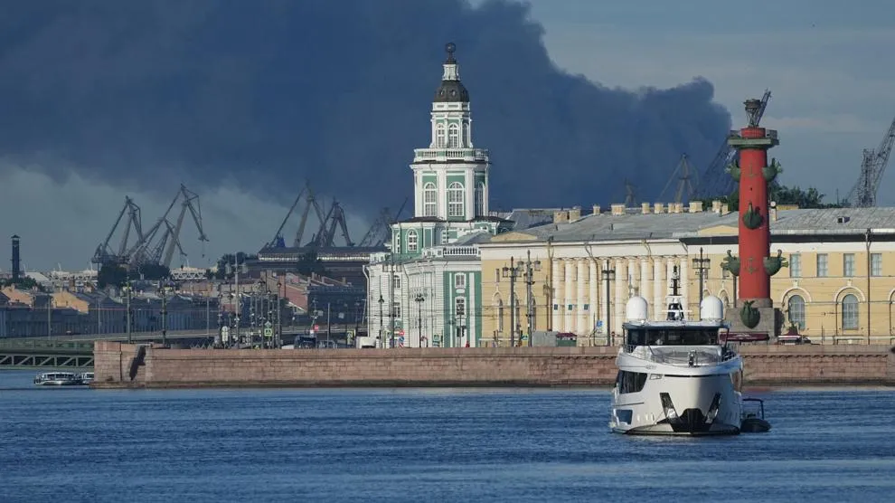 Ukrainian drones hit St. Petersburg oil terminal