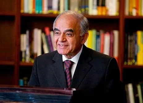 Gurcharan becomes 1st Indian author to receive Lifetime Libertarian Award