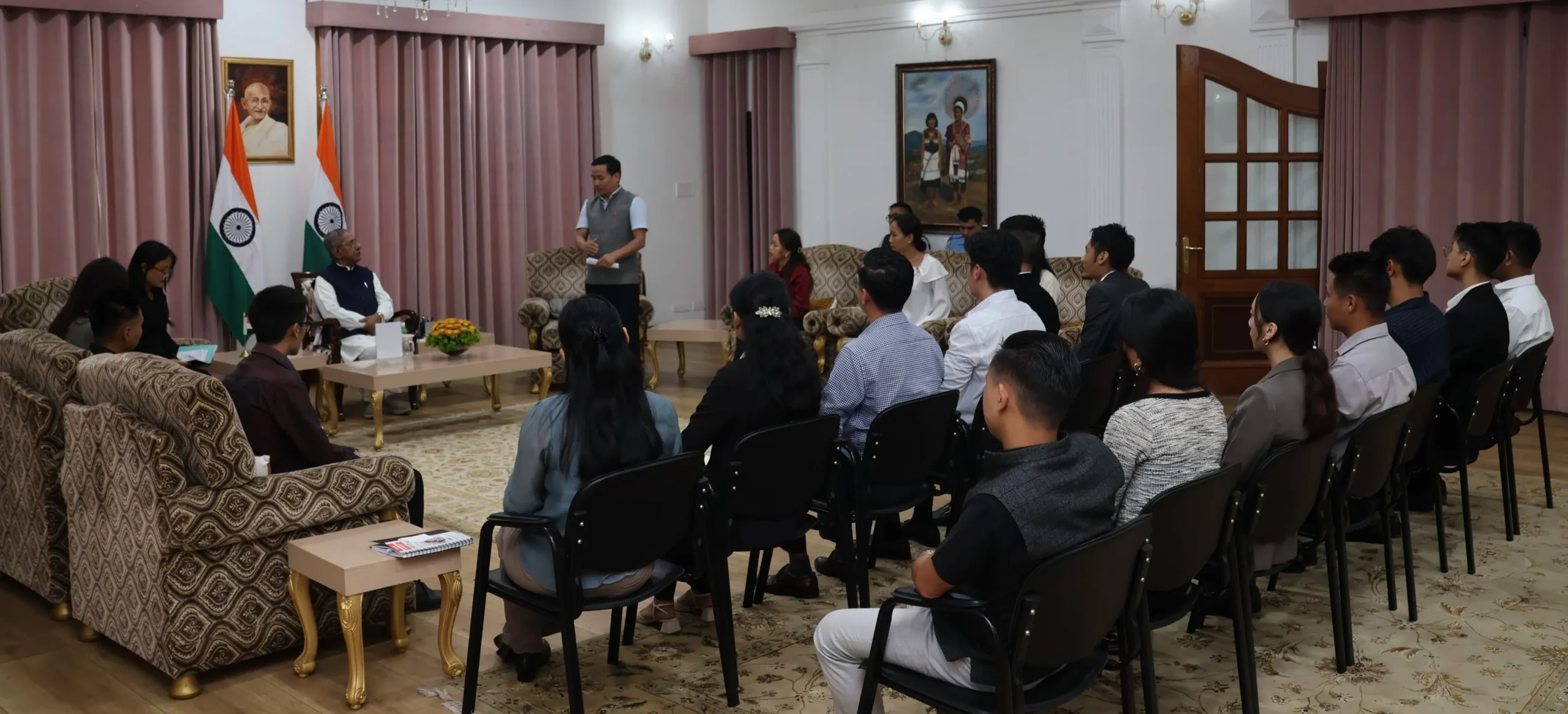 Governor interacts with fellows of CMFPN